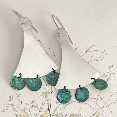 Chandelier earrings